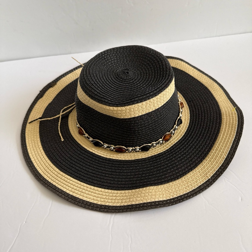 Chic Black and Tan Women's Wide Brim Sun Hat size size small
